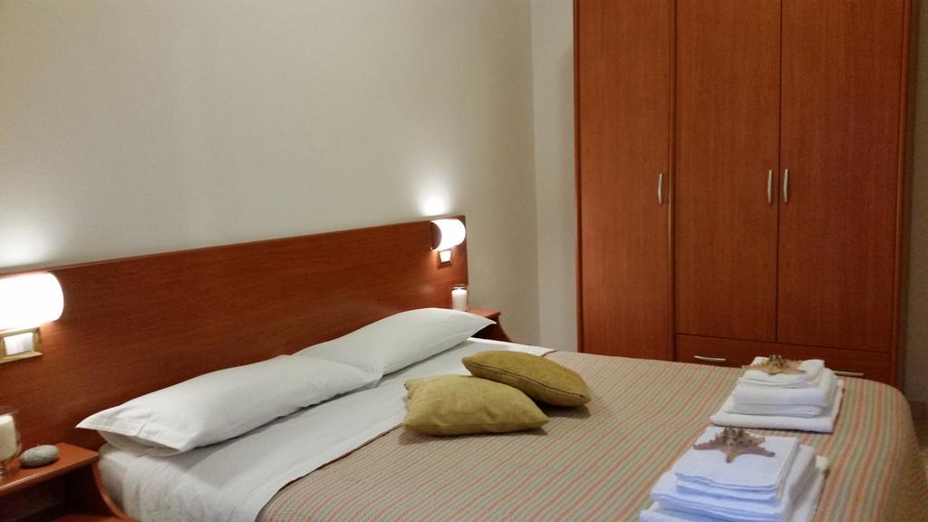 Residence Special Rimini Szoba fotó